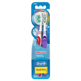 Oral-B Fresh Clean Medium Toothbrush 2 Pack