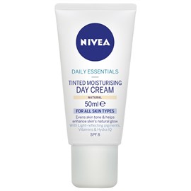 Nivea Visage Moisturiser Cream Tinted Natural 50ml